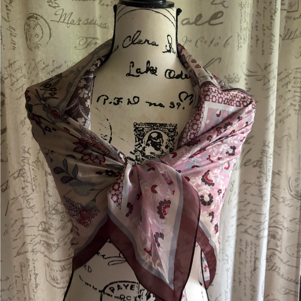 Giani Bernini Pink and Brown Floral Scarf